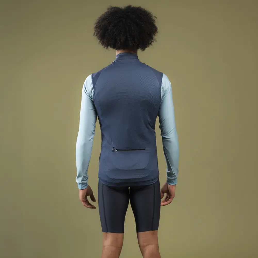 Gilet with zipper